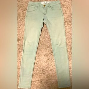 V.I.P. Skinny Jeans in light green